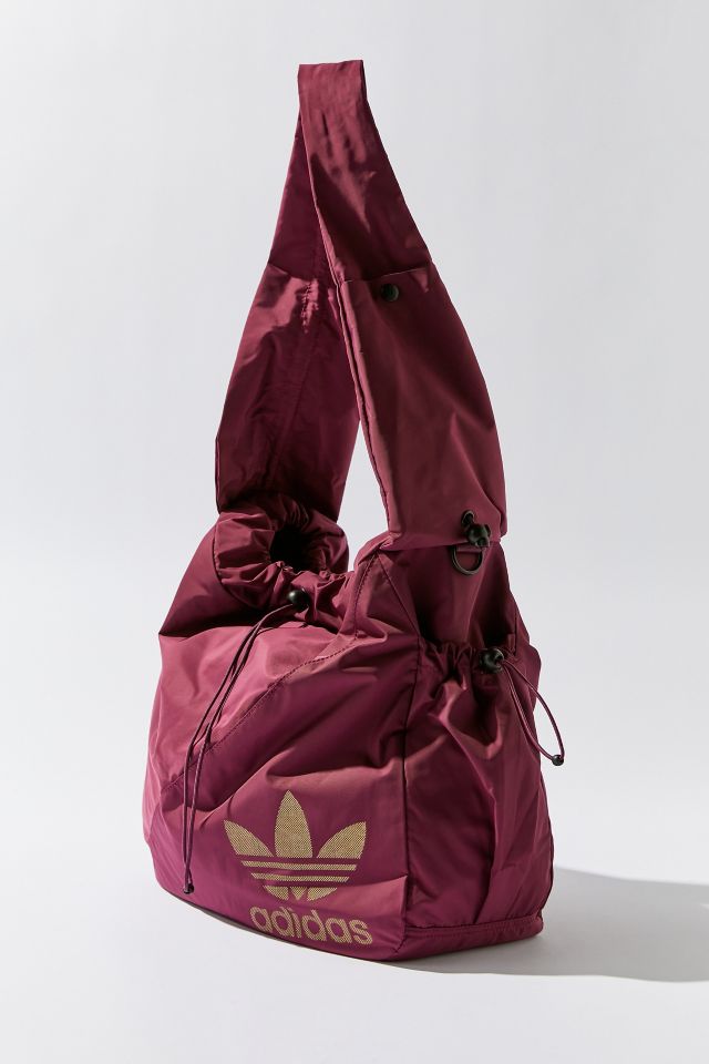 Adidas bag 2025 urban outfitters