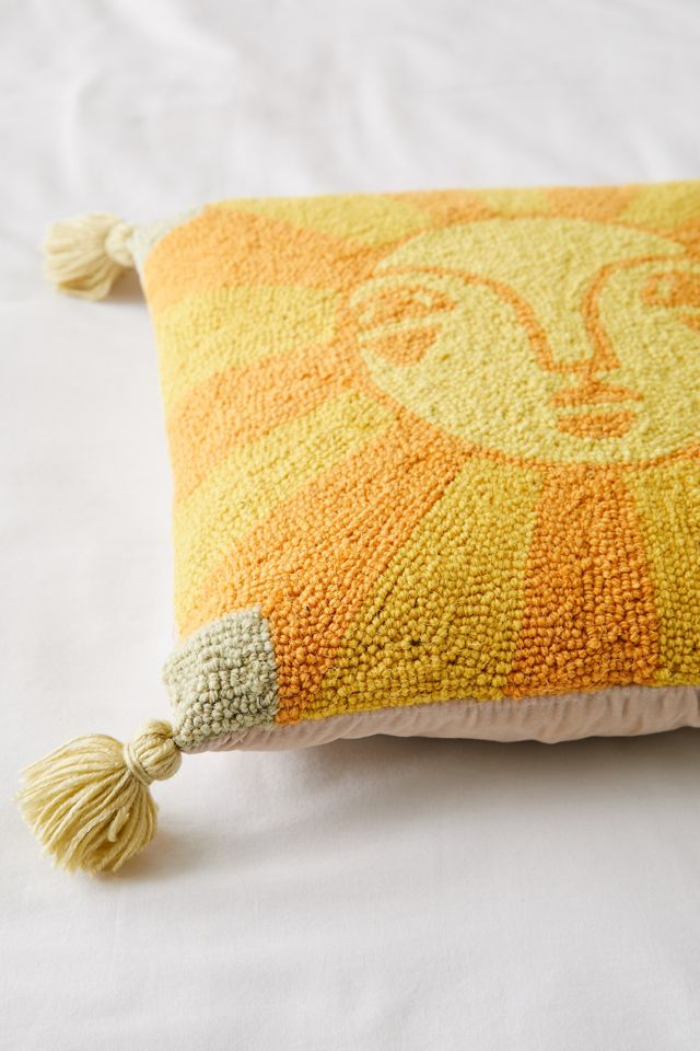 Jungalow By Justina Blakeney Emuna Tassel Hooked Throw Pillow #1