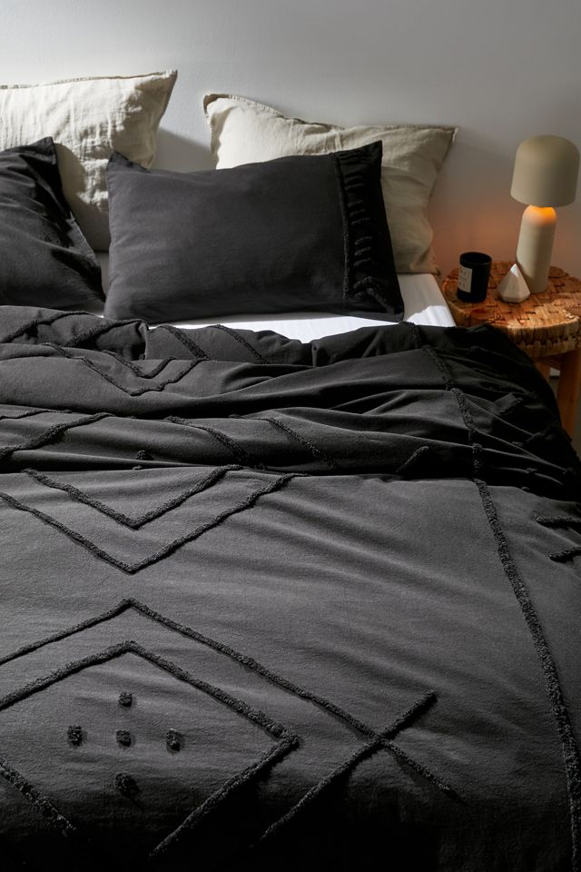Eliaf Tufted Duvet Cover Urban Outfitters, Tufted Duvet Cover King