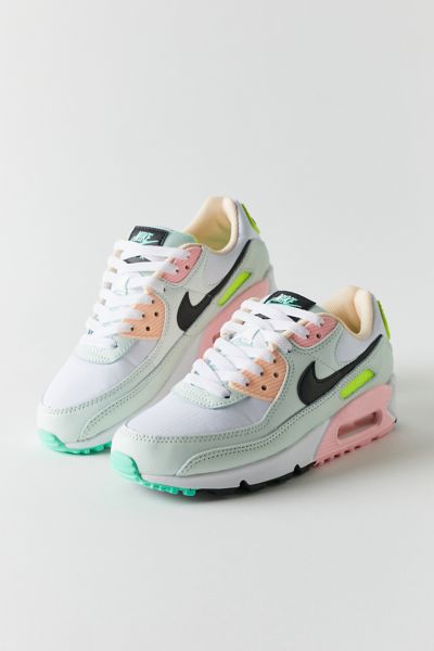 urban outfitters air max