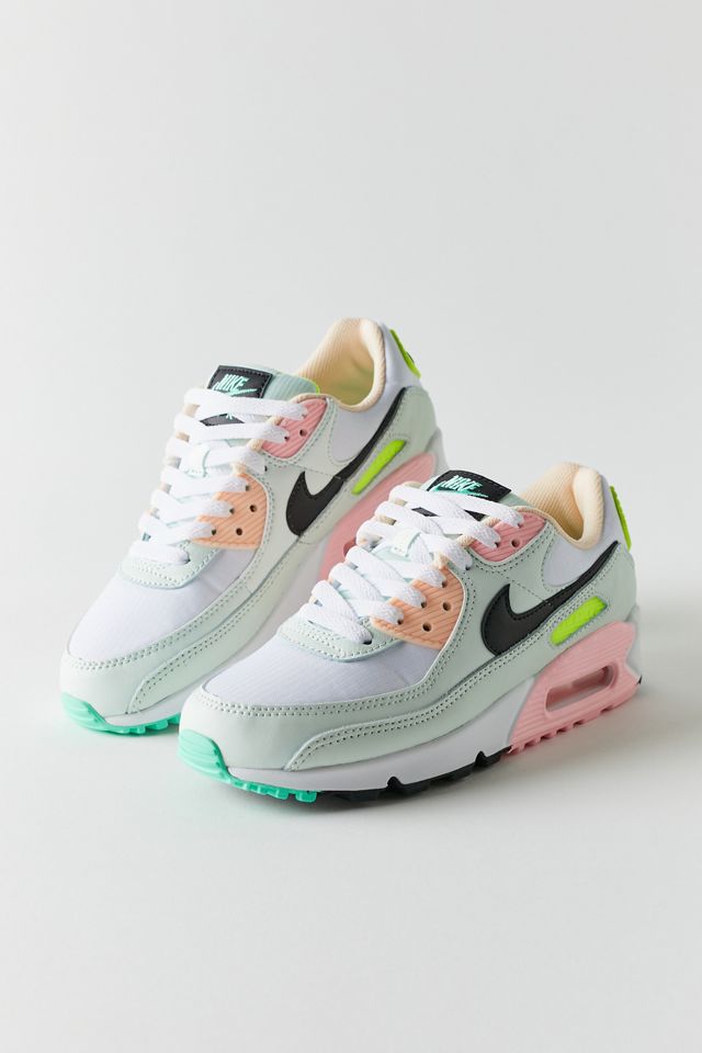 Nike Air Max 90 Women's Sneaker Urban Outfitters
