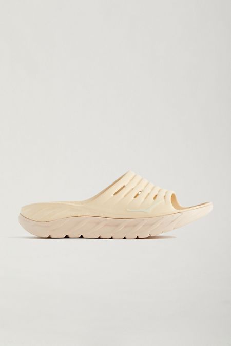 Men's Sandals + Slides | Urban Outfitters