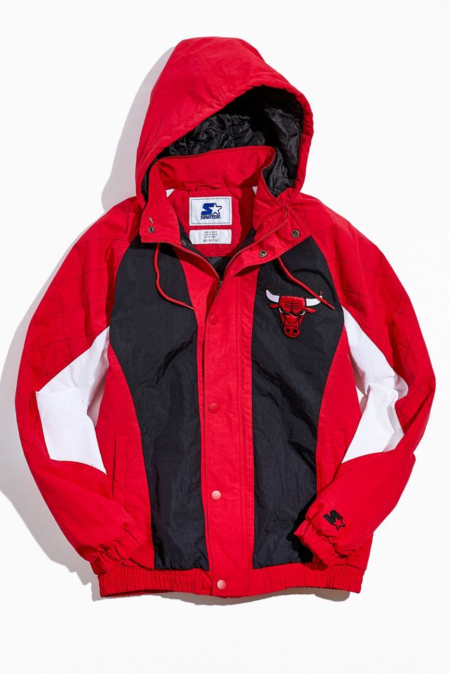 Starter Chicago Bulls Nylon Windbreaker Jacket | Urban Outfitters