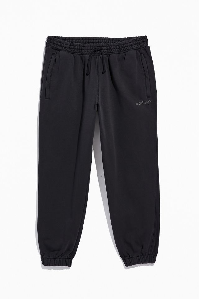 adidas Pigment Dyed Sweatpant | Urban Outfitters