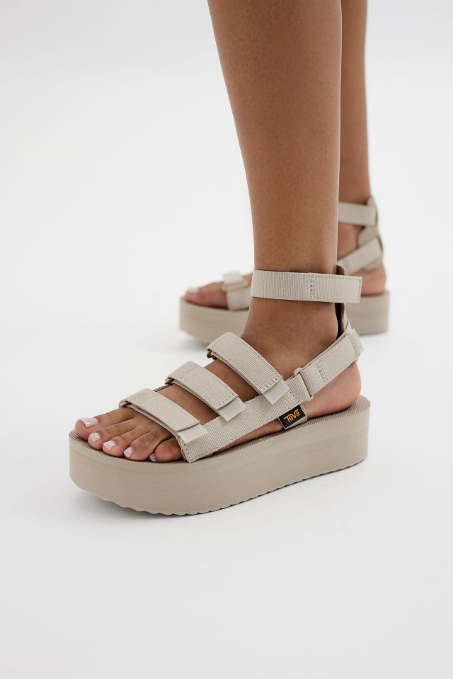 Teva store flatform canada