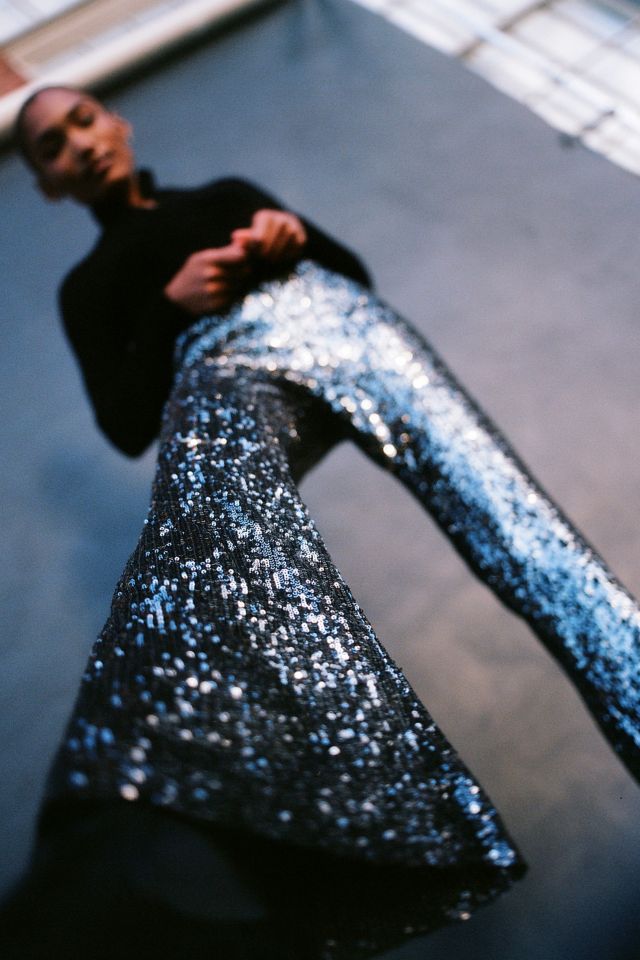 Pantalon évasé à taille haute et paillettes UO.  #1