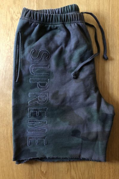 Supreme Overdyed Sweatshort Black Painted Camo SS20