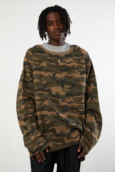 Asparagus Camo Oversized Crew Neck Sweatshirt | Urban Outfitters