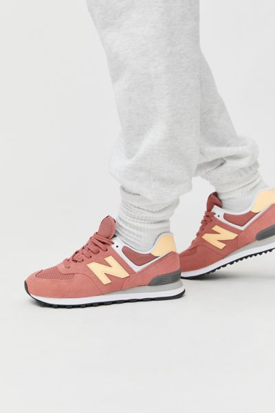 new balance 574 blush