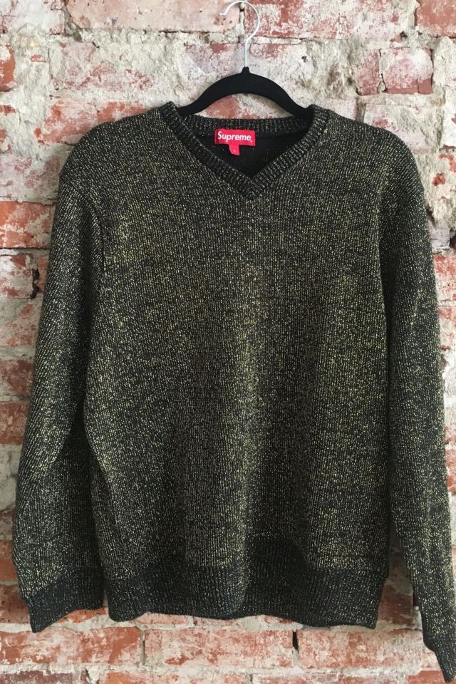 Supreme v clearance neck