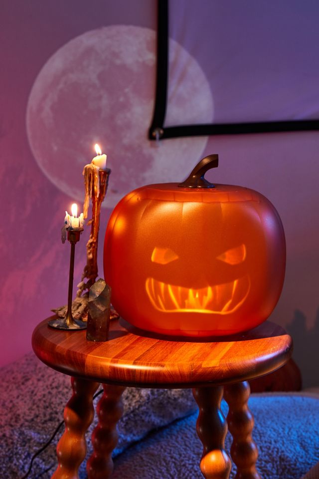 Jabberin’ Jack The Pumpkin Projector And Speaker | Urban Outfitters