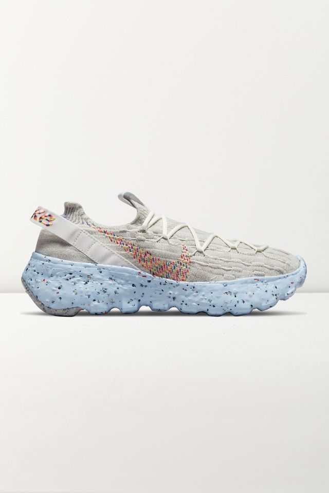 Nike Space Hippie 04 Sneaker | Urban Outfitters