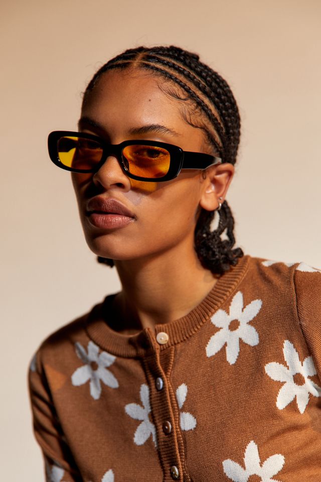 Urban outfitters hot sale black sunglasses