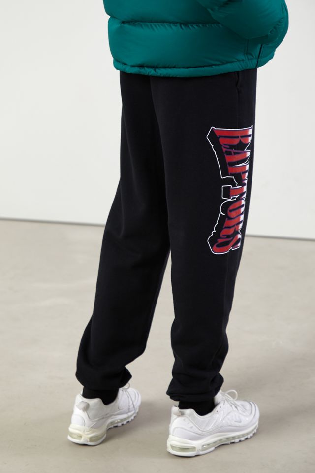 Toronto Raptors Retro Logo Sweatpant | Urban Outfitters