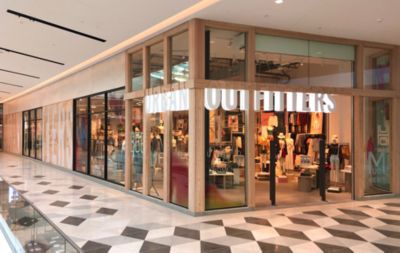 Westfield Valley Fair Urban Outfitters Store