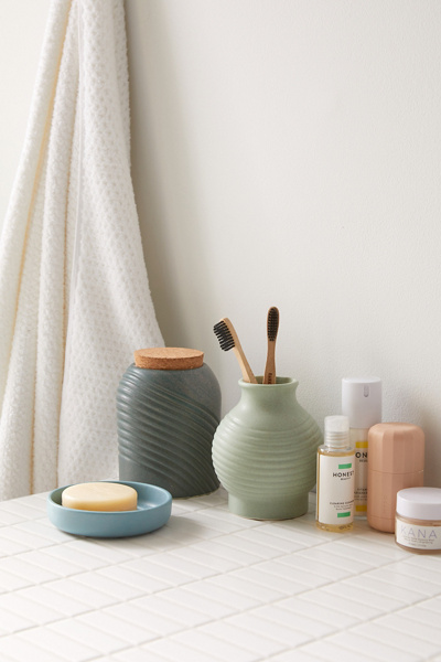 Bathroom Accessories | Urban Outfitters