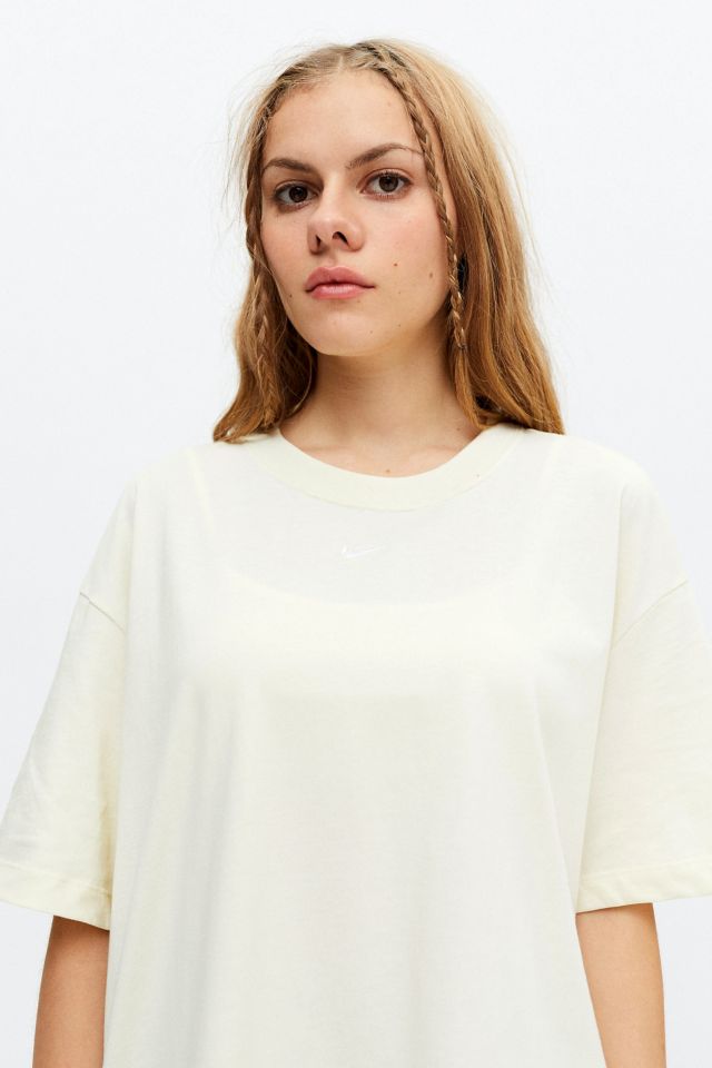 Nike Essential Boyfriend Tee #3