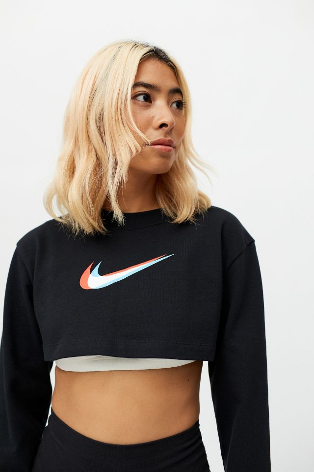 temperatura objetivo En marcha Nike Sportswear Dance Long Sleeve Cropped Top | Urban Outfitters