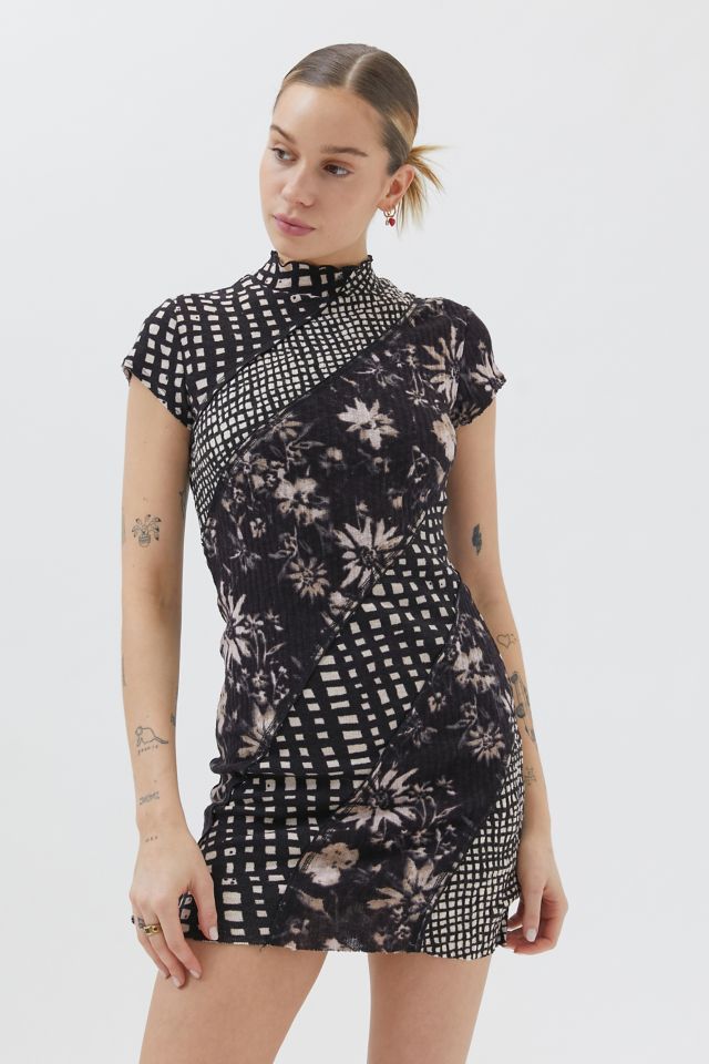 Robe Moulante UO Nina à Col Montant #1
