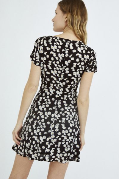 daisy dress urban outfitters