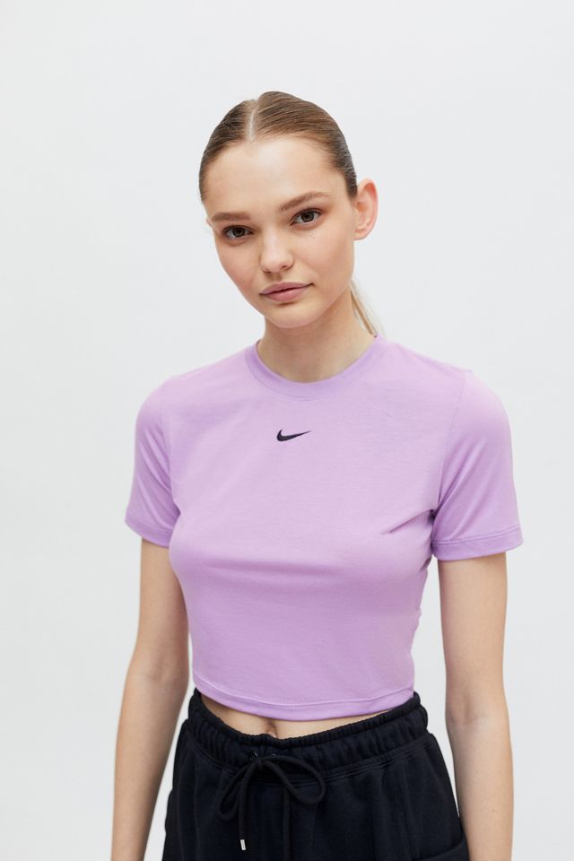 Nike Sportswear Essential Cropped Tee | Urban Outfitters