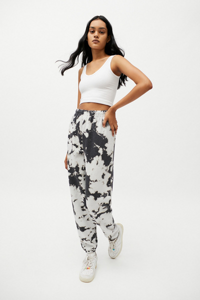 Urban Renewal Remade Monochrome Tie-Dye Sweatpant Urban