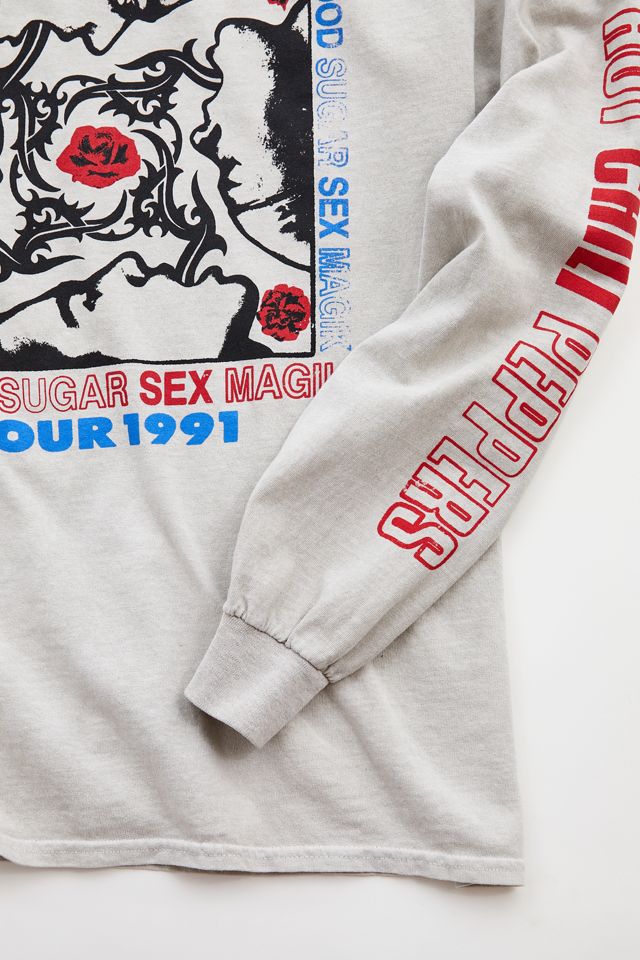 Red Hot Chilli Peppers Long Sleeve Band Tee | Urban Outfitters