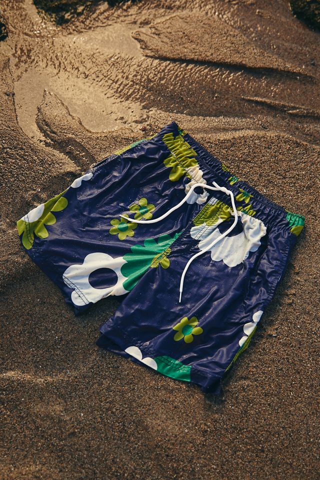 UO Floral Print Swim Short | Urban Outfitters Canada