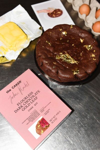 The Caker Flourless Dark Chocolate Gold Leaf Cake Kit