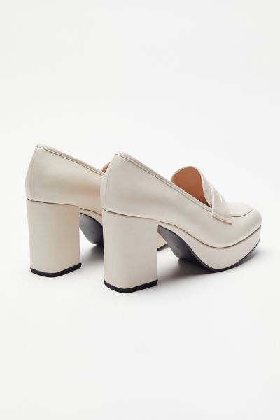 urban outfitters heeled loafers