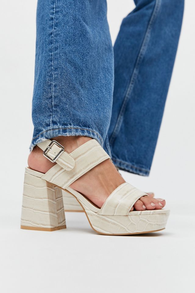 Urban outfitters strappy discount sandals