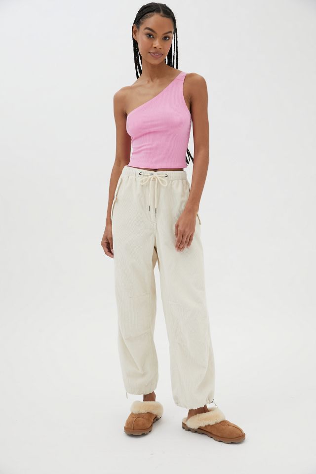 rim Høj eksponering gå UO Ophelia One-Shoulder Cropped Top | Urban Outfitters Canada