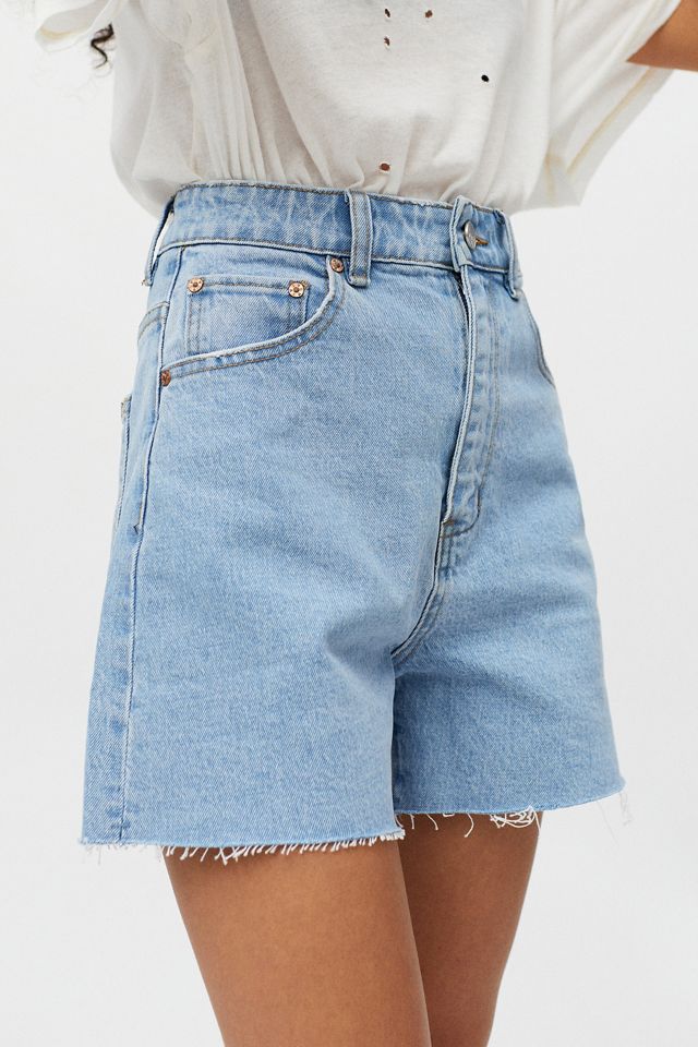 ZGY DENIM Bella Denim Cutoff Short – Acid Spirit | Urban Outfitters
