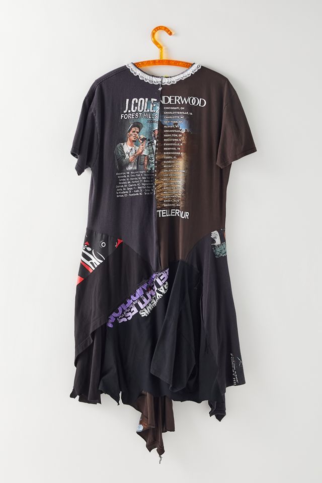 Patchwork T-shirts dress☮️ワンピース◆free Menyelek Patchwork T-Shirt Dress | Urban Outfitters