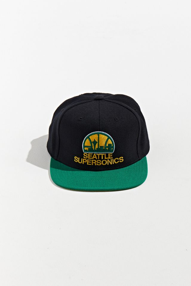 MITCHELL AND NESS Seattle Supersonics Snapback HHSS6371-SSUYYPPPGREN -  Shiekh