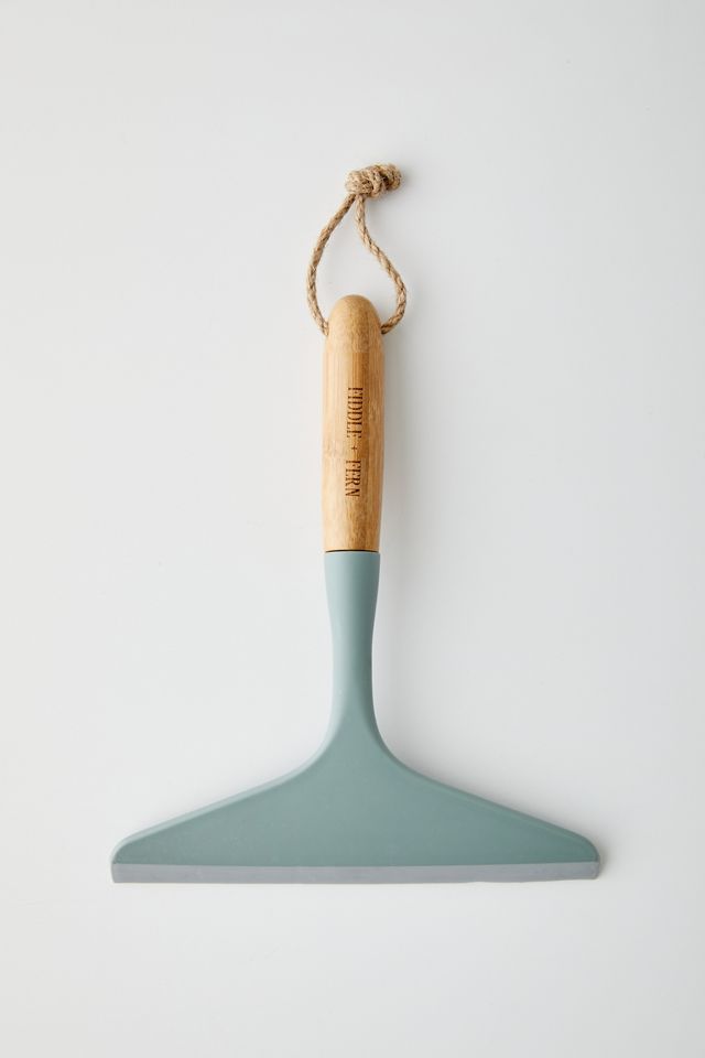 Laila Squeegee Urban Outfitters