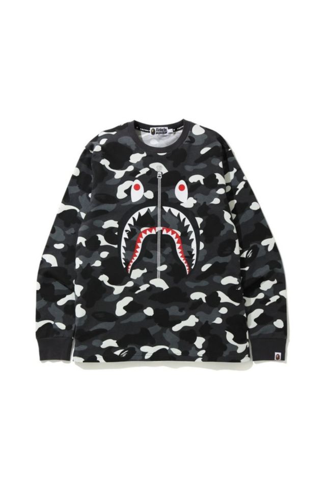 BAPE City Camo Wgm Shark L/S Tee | Urban Outfitters