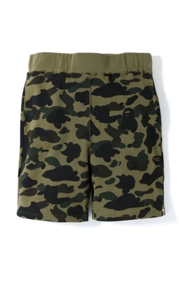 Bape sweat shorts sizing online