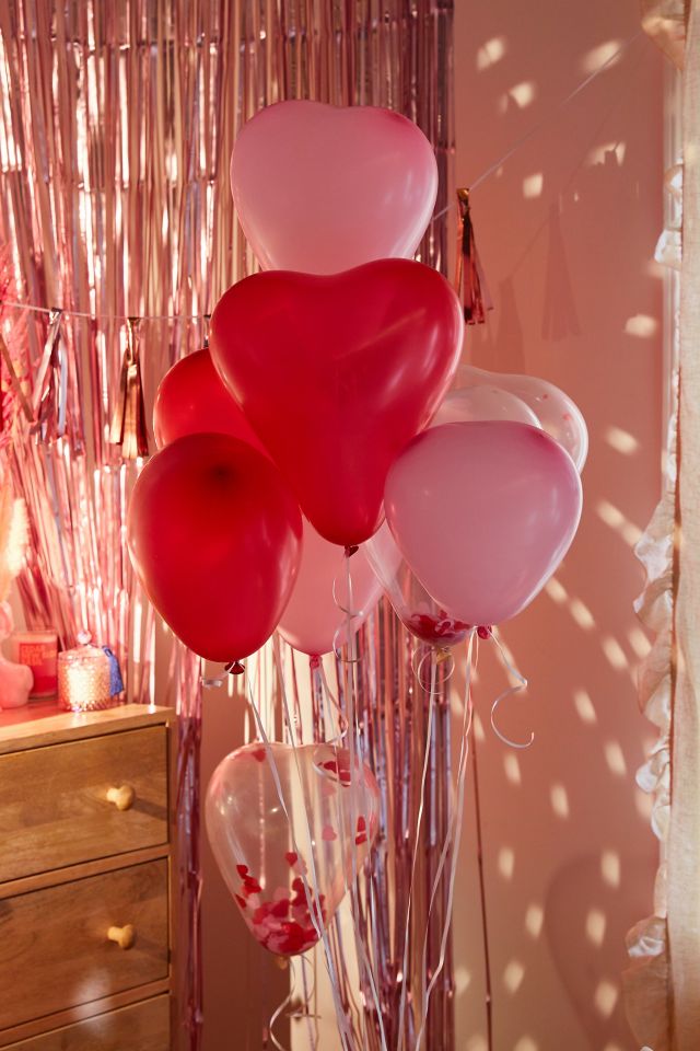 Ginger Ray Valentine’s Day Heart Balloon Set