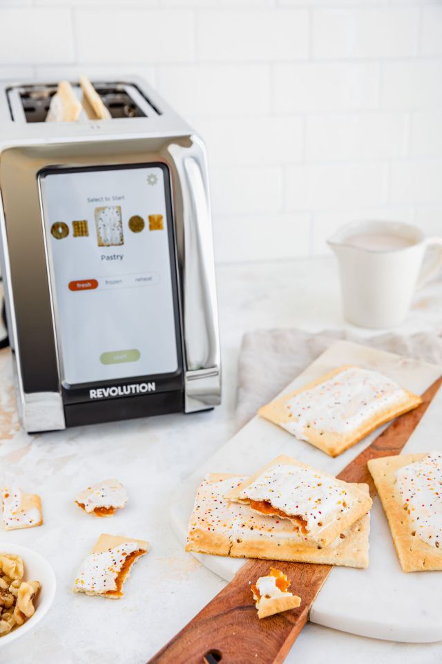 Revolution Cooking 2-Slice Smart Toaster