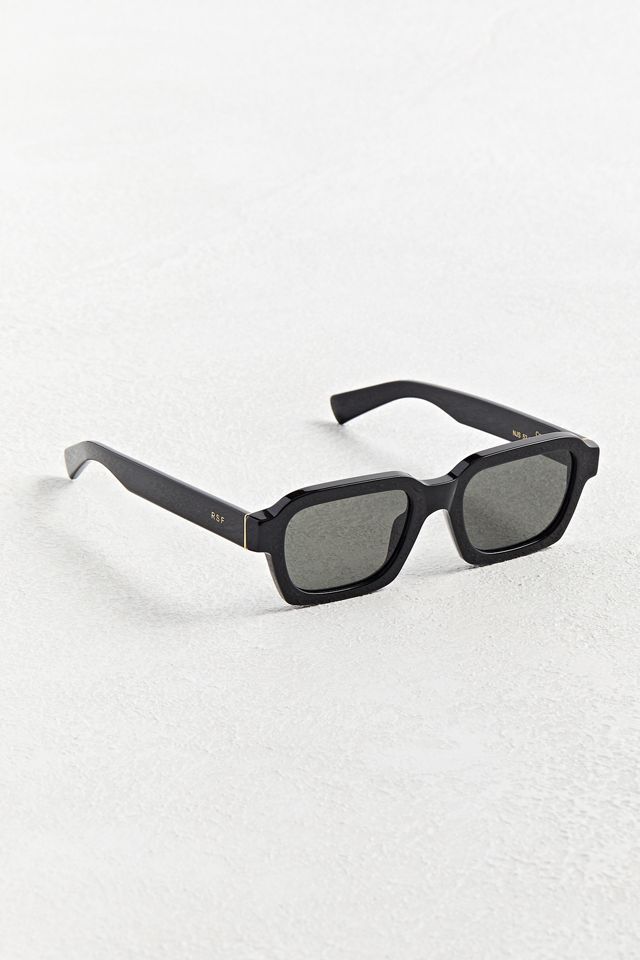 Lunettes de soleil Caro RETROSUPERFUTURE Urban Outfitters Canada