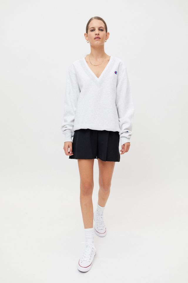 White champion v store neck sweatshirt