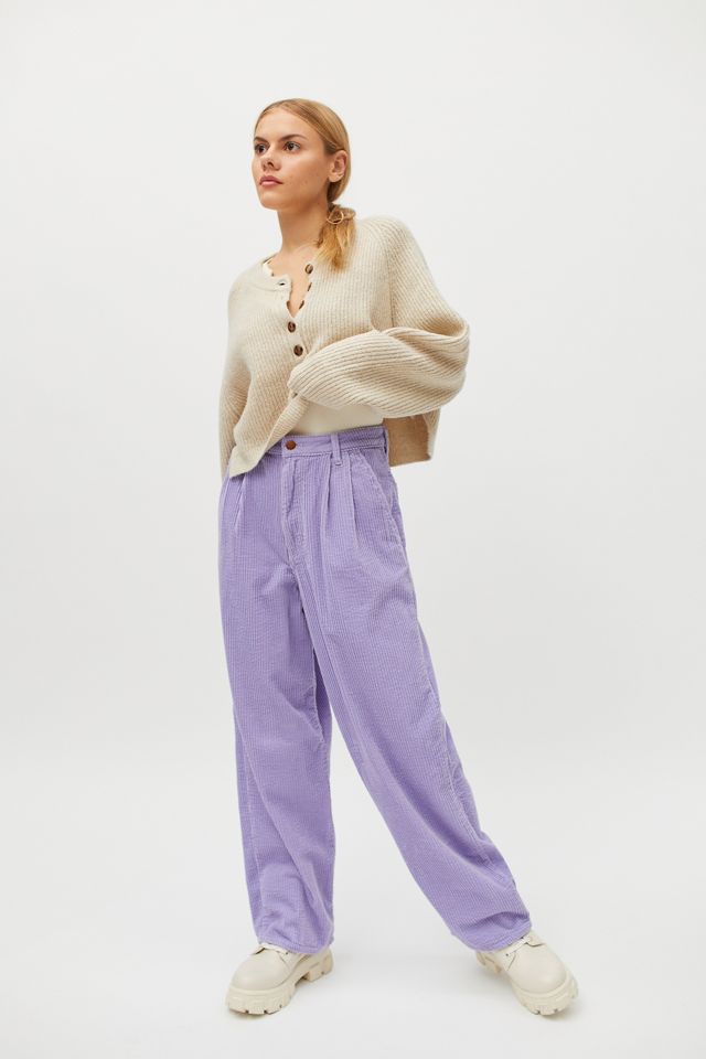 Wrangler Corduroy Pleated Barrel Pant | Urban Outfitters