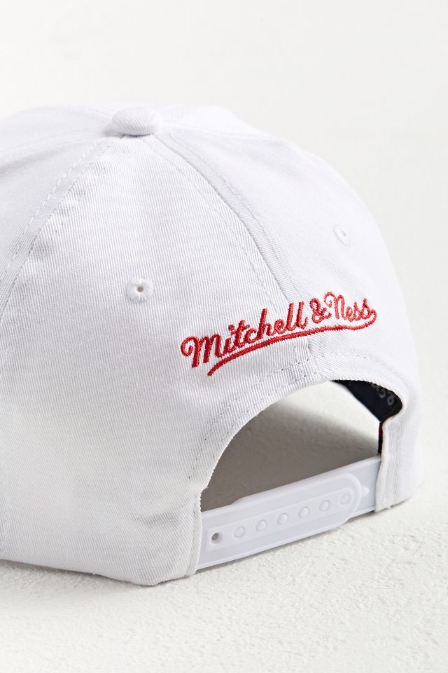 Mitchell & Ness Los Angeles Lakers Champions Baseball Hat #2