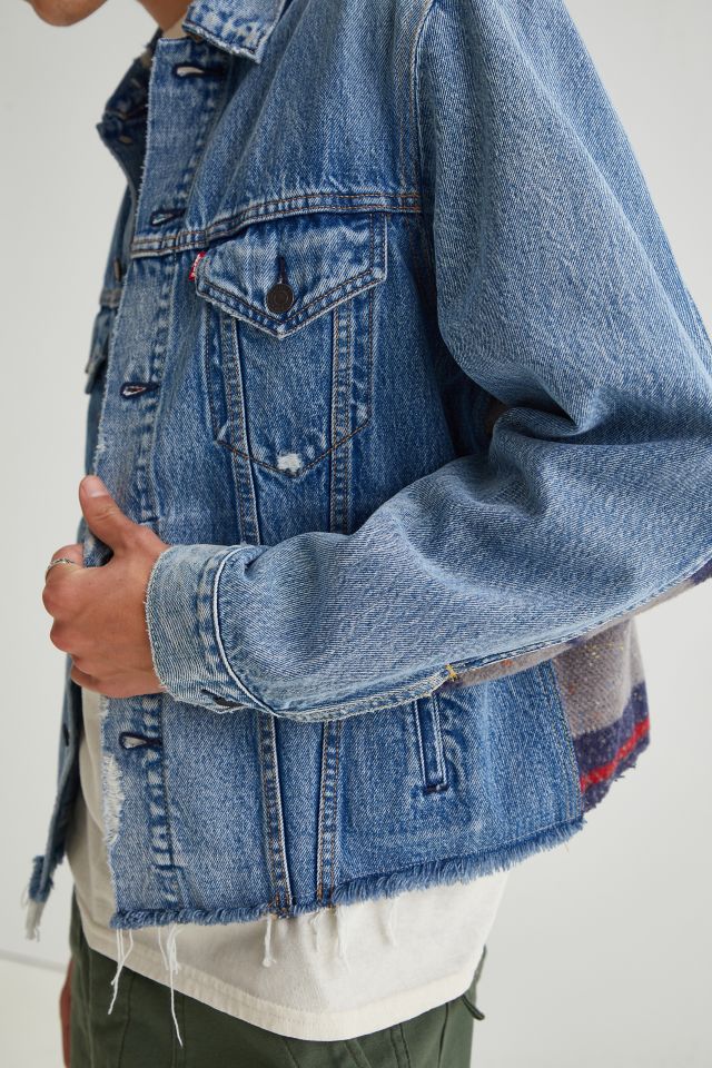 Levi's Blanket Patch Denim Trucker Jacket | Urban Outfitters