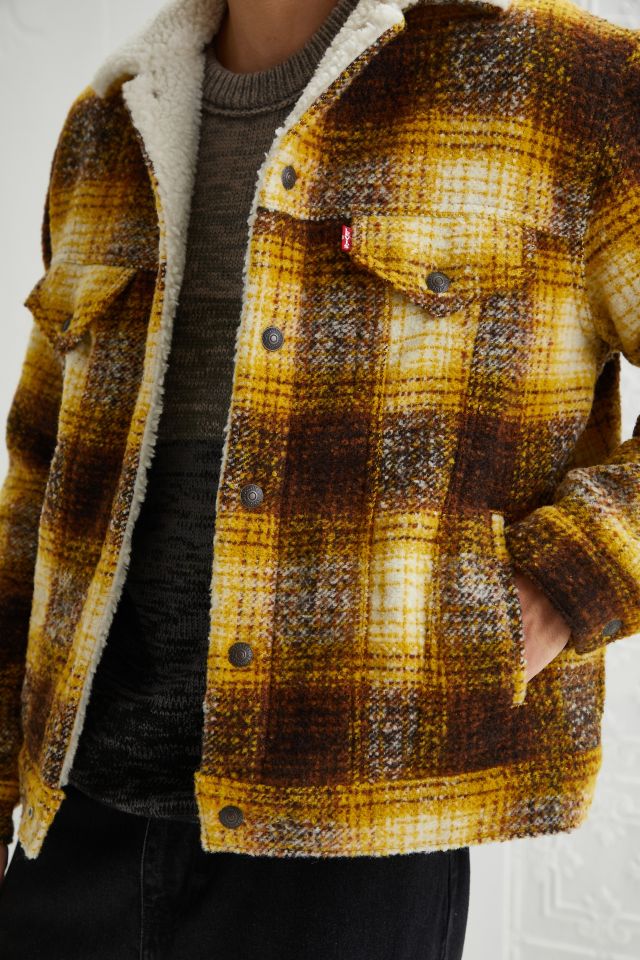 Levi’s Vintage Fit Sherpa Lined Trucker Jacket #4