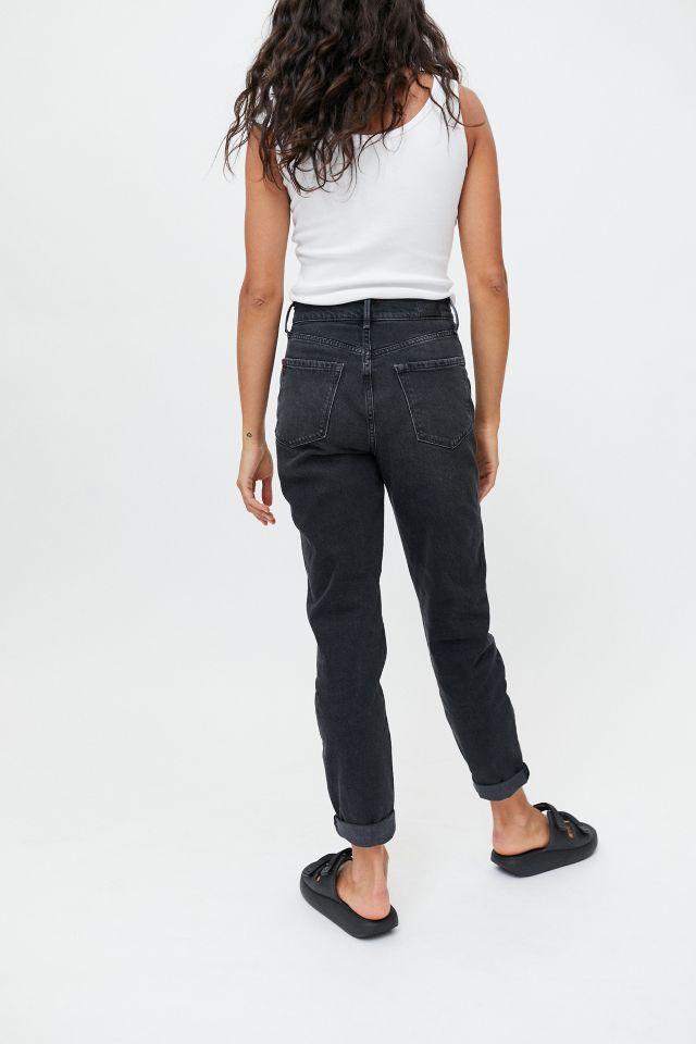 Urban outfitters ripped mom 2024 jeans