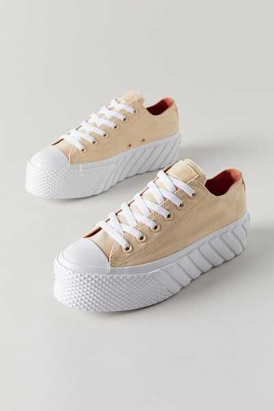 converse extra high platform low top