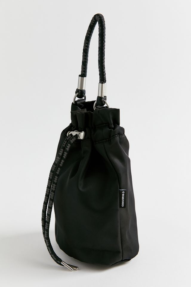 CONVERSE 　SATIN BALLOON BAG 限定展開】SATIN BALLOON SHOULDER BAG｜CONVERSE TOKYO