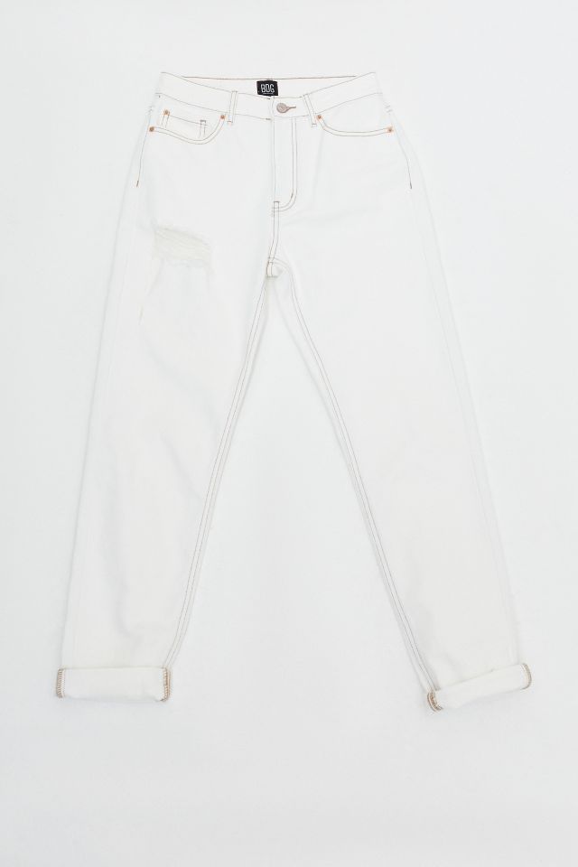 BDG High-Waisted Mom Jean – White Denim #4